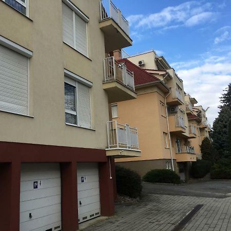 Konig Apartman Iii. Heviz Exterior photo