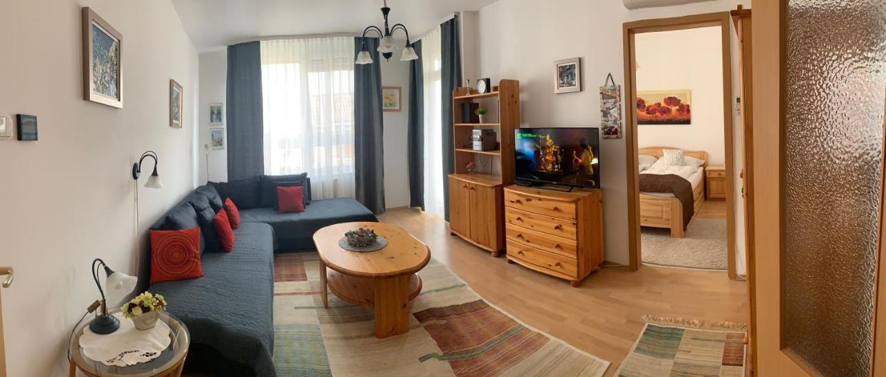 Konig Apartman Iii. Heviz Exterior photo